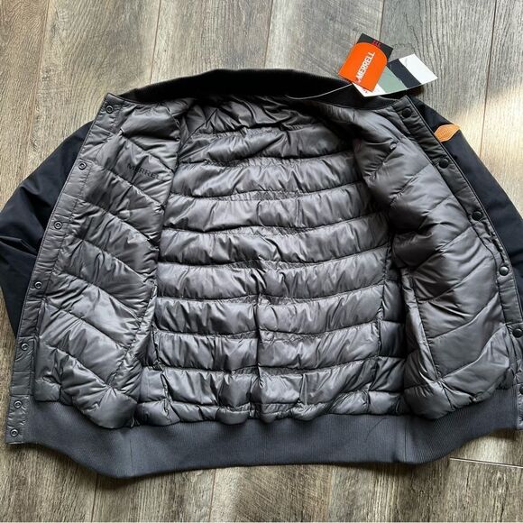 Merrell NWT Trailhead Insulated Reversible Bomber Jacket Size Small Black Grey - Picture 7 of 15